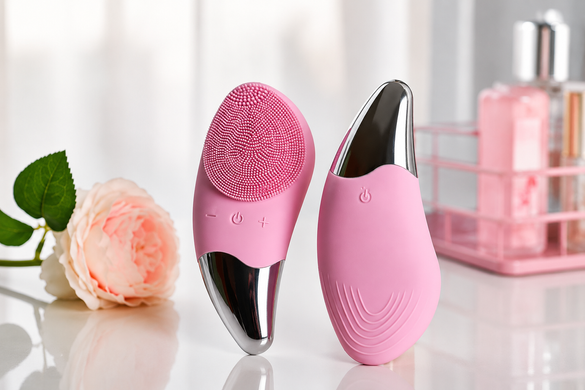 Ручна електрична щітка-масажер для обличчя Sonic Facial Brush силіконова 3480 фото